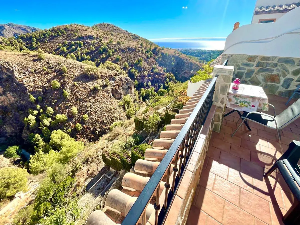 Apartamentos Axarquia , Frigiliana, Terraza Privada Con Vistas A La Montana Rio Y Al Mar Spain