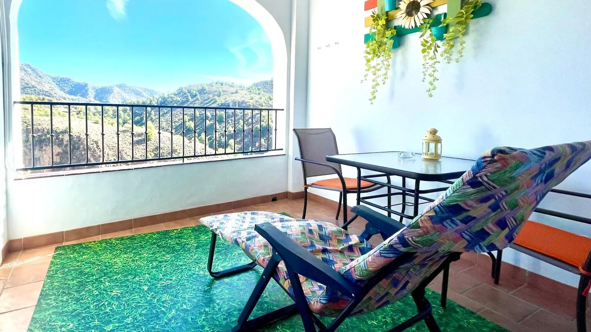 Apartment Apartamentos Axarquia , Frigiliana, Terraza Privada Con Vistas A La Montana Rio Y Al Mar