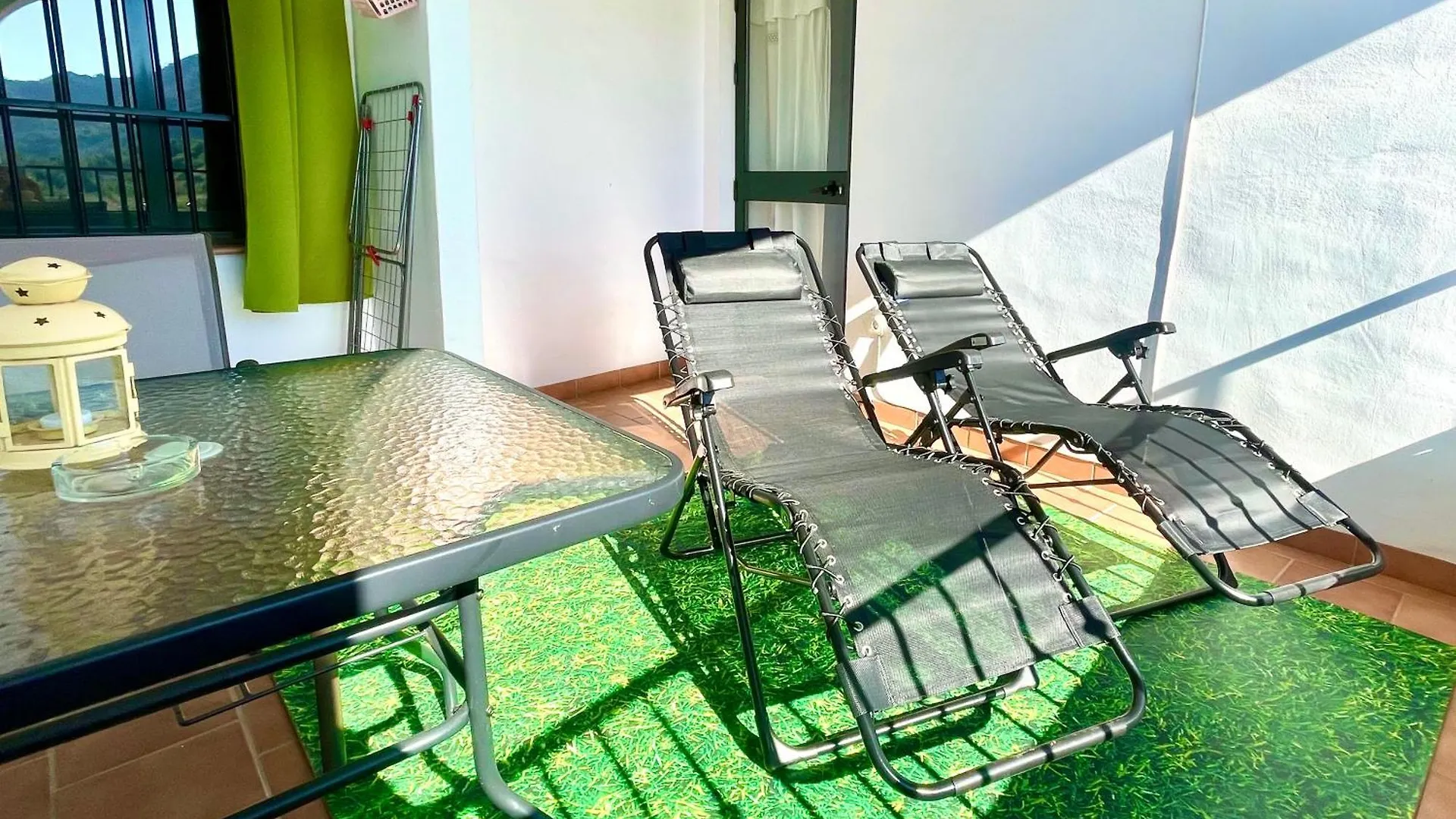 Apartamentos Axarquia , Frigiliana, Terraza Privada Con Vistas A La Montana Rio Y Al Mar Apartment