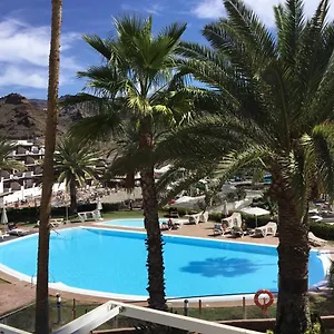 suite-monte-golf-a-playa-del-cura-grande-canarie-le.in-canary-islands.com/