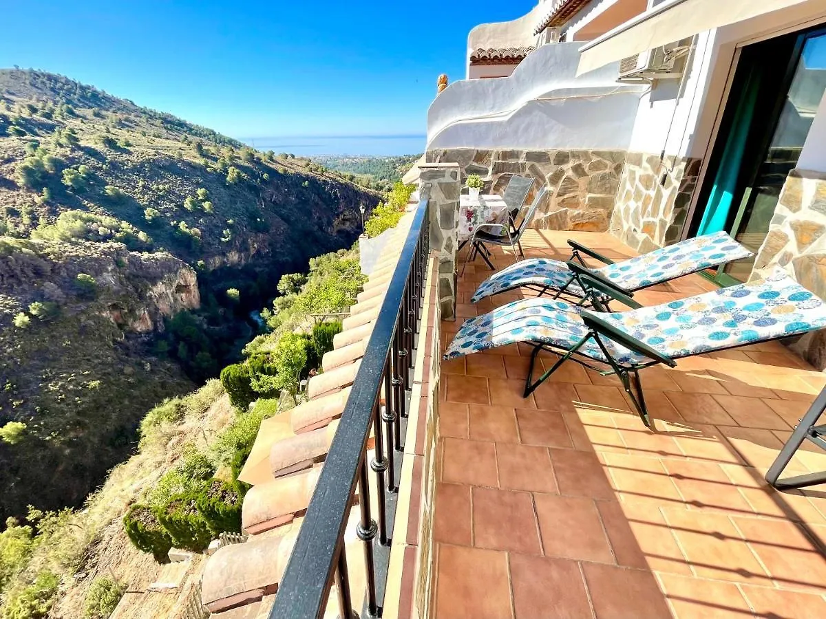 Apartamentos Axarquia , Frigiliana, Terraza Privada Con Vistas A La Montana Rio Y Al Mar Apartment Frigiliana