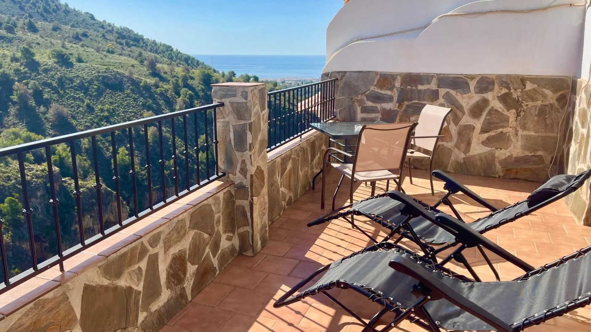 Apartamentos Axarquia , Frigiliana, Terraza Privada Con Vistas A La Montana Rio Y Al Mar 0*, Frigiliana Spain