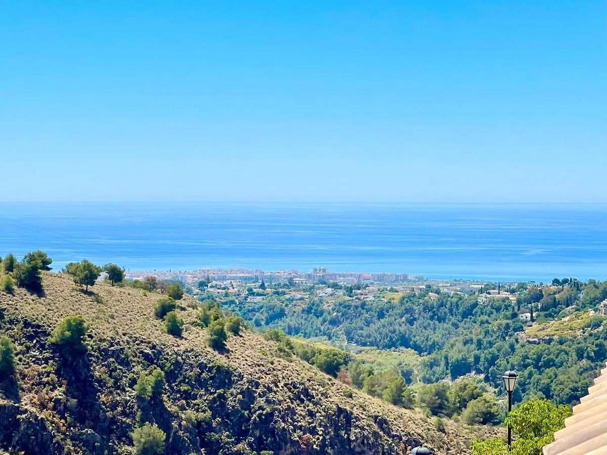 Apartamentos Axarquia , Frigiliana, Terraza Privada Con Vistas A La Montana Rio Y Al Mar Spanje